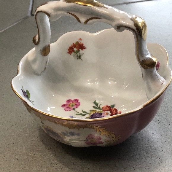 ELIOS Pink Candy dish w/handle /floral/elegant - Picture 10 of 10